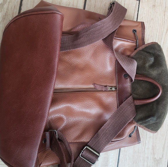 Espirt Vintage Leather Backpack - Picture 5 of 7